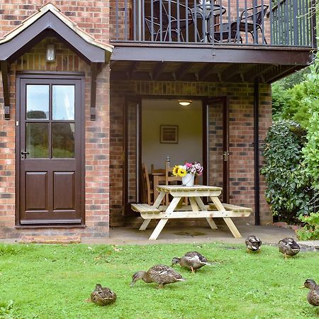 ウィットビー Quackersヴィラ エクステリア 写真